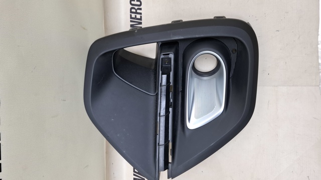 HYUNDAI 86522F1610 Ободок (окантовка) фары противотуманной в наличии Ирпень