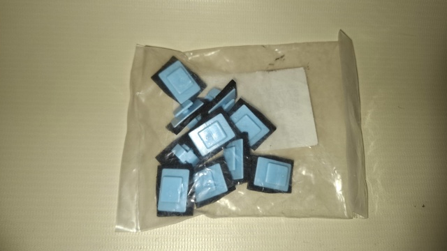 877561F000 Пистон (клип) крепления накладок порогов купить Винница