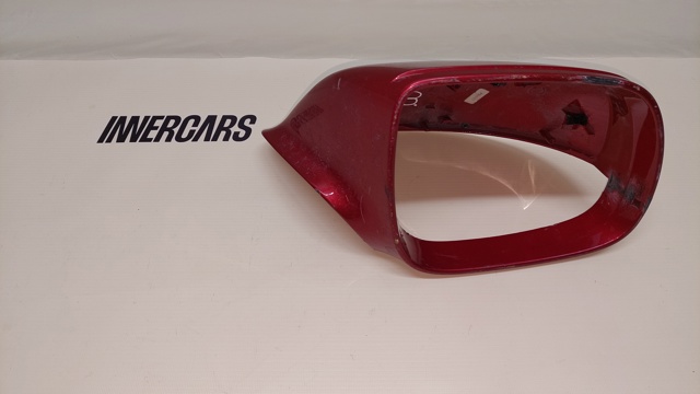 Накладка зеркала заднего вида, правая 8R0857528 VAG