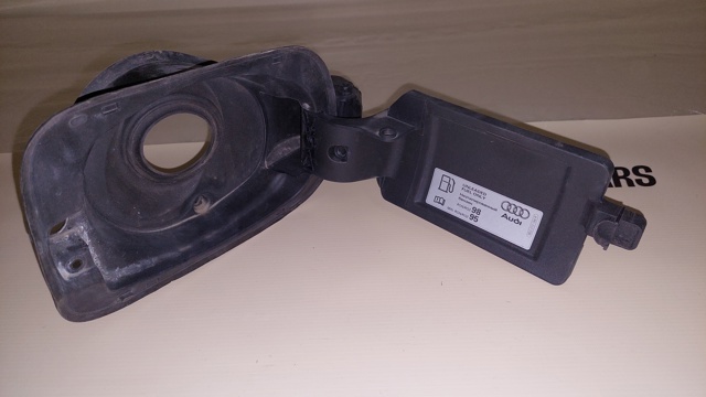 VAG 8T8809906 в наличии Одесса