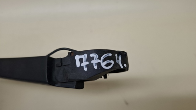 8U0955407 VAG купить в Украина