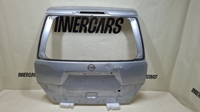 Дверь задняя багажная K010MJG4EA NISSAN