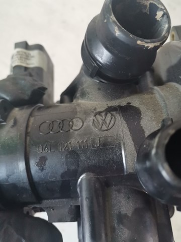 VAG 06L121111J Помпа водяная (насос) охлаждения, в сборе с корпусом в наличии Ровно