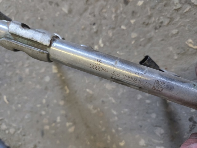 06L133317L VAG Распределитель топлива (рампа) купить в Харьков