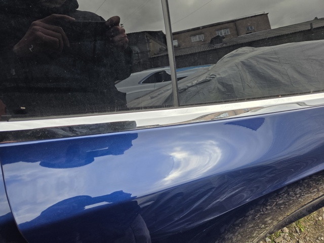 TESLA 103216888D Молдинг опускного стекла двери задней правой в наличии Одесса