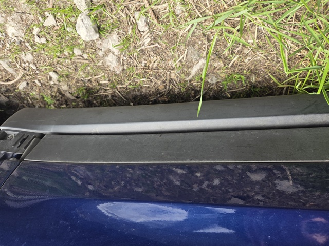 TESLA 103520200D Молдинг двери передней правой нижний в наличии Павлоград