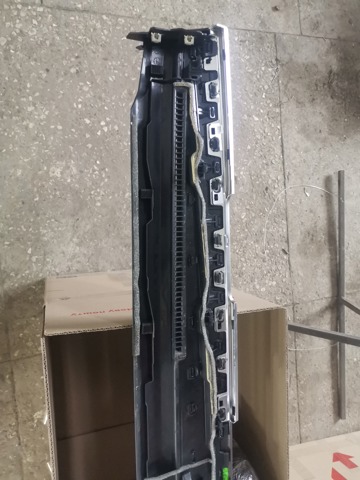 109122500F TESLA Накладка на торпедо купить в Винница