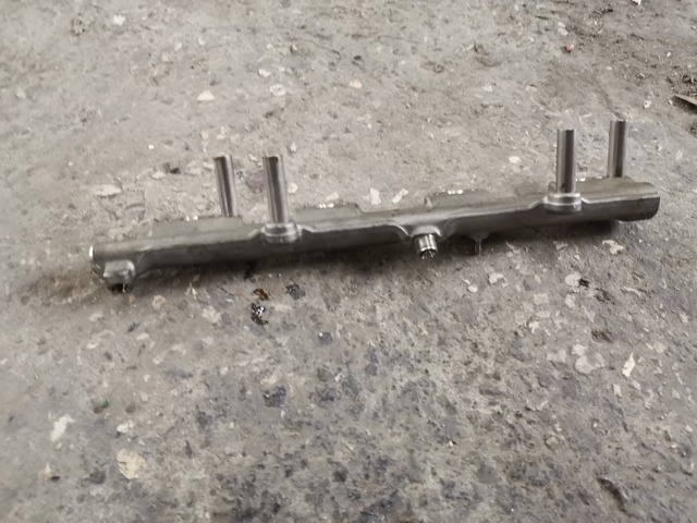 13538694198 BMW Распределитель топлива (рампа) купить в Днепр