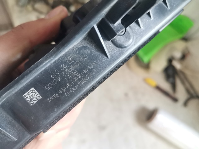 152811400D TESLA Ручка двери передней наружная левая купить в Сумы