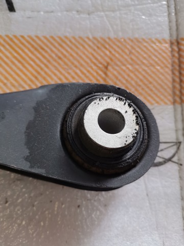 33326861126 BMW Рычаг задней подвески поперечный правый купить в Винница