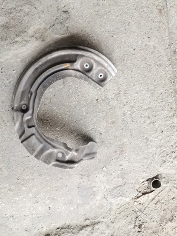 Пыльник тормозного диска переднего левого 34106861797 BMW