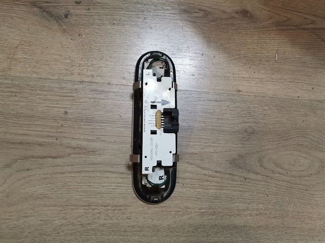 4G0947111A Плафон освещения салона (кабины) задний купить Полтава