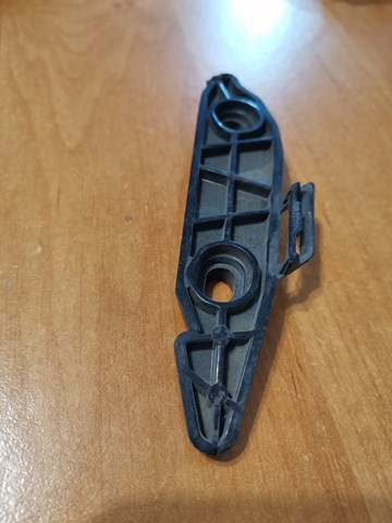 BMW 51117294653 Кронштейн крепления крыла переднего левого передний в наличии Полтава