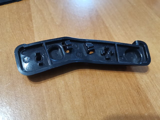 51117354768 Кронштейн крепления крыла переднего правого передний купить Житомир