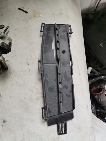 51117385263 BMW Решетка бампера переднего внутренняя левая купить в Винница
