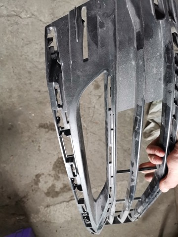 51117385277 BMW Решетка бампера переднего левая купить в Одесса