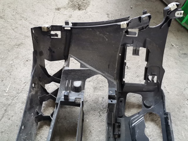 BMW 51117385345 Кронштейн крепления противотуманной фары левой в наличии Черновцы