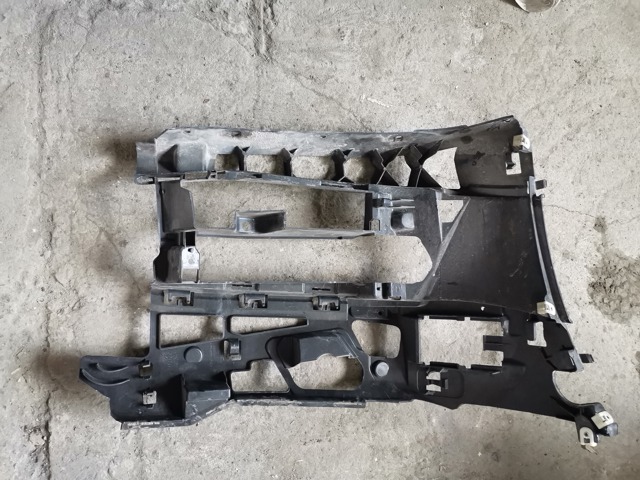 BMW 51117385345 Кронштейн крепления противотуманной фары левой в наличии Полтава