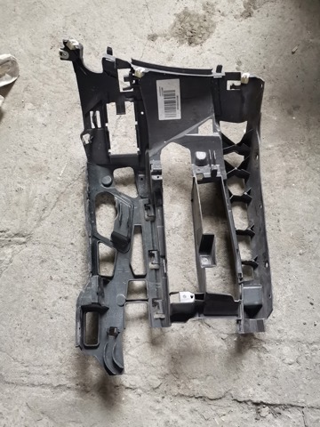 Крепление противотуманки правой 51117385346 BMW