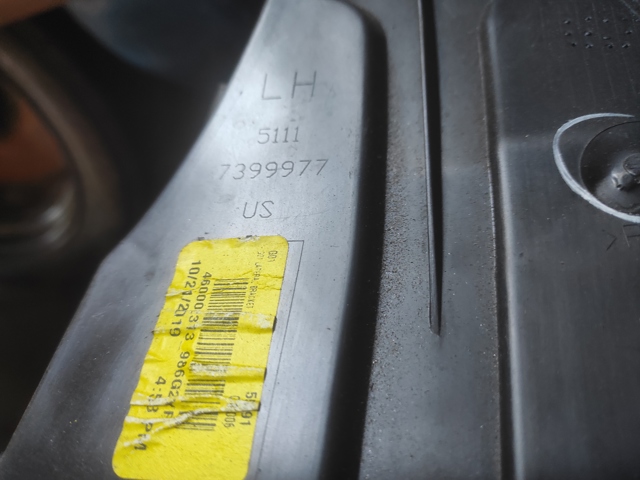 BMW 51117399977 Кронштейн крепления противотуманной фары левой в наличии Харьков