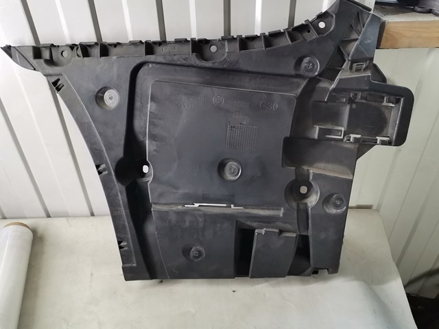 Крепление бамера левое 51127387299 BMW