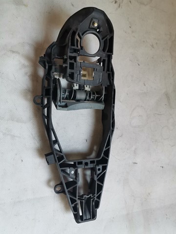 Держатель наружной ручки двери, передней правой 51217401206 BMW