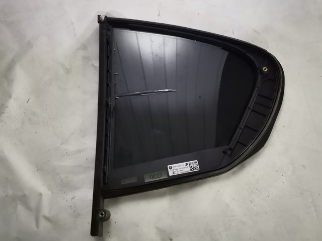 BMW 51357381348 Стекло-форточка двери задней правой в наличии Черкассы