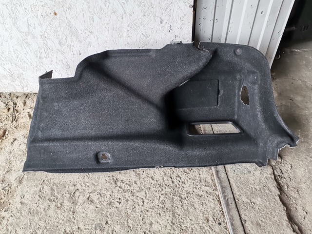 Облицовка багажного отсека, правая 51477373572 BMW