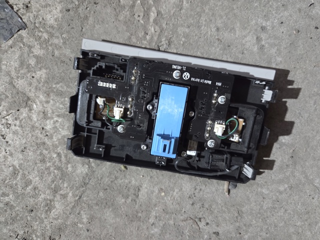 VAG 5GM947105AQAW Плафон освещения салона (кабины) в наличии Харьков