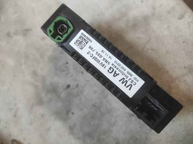 VAG 5NA035736 USB-разветвитель в наличии Харьков