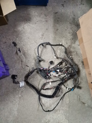 Электропроводка передней двери 61128714777 BMW