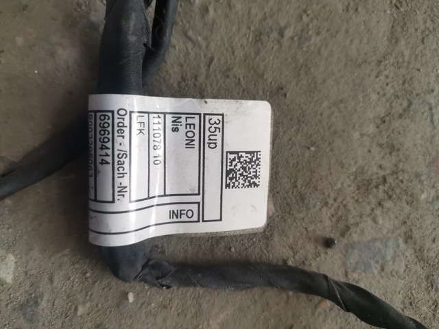 61129855638 BMW Кабель (провод) парктроника бампера переднего купить в Житомир
