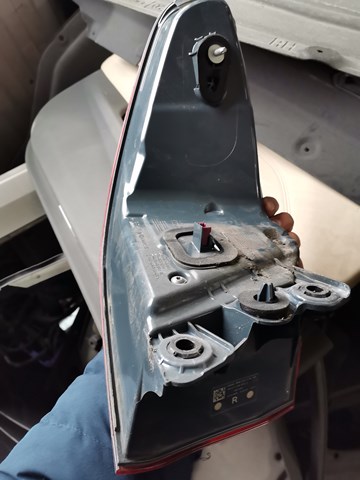 63217376470 BMW Фонарь задний правый внешний купить в Павлоград