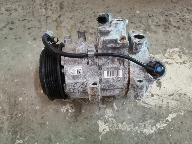 Насос кондиционера 73111AN01A SUBARU