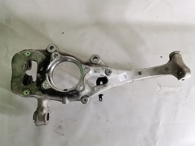 VAG 80A407560 Цапфа передняя правая в наличии Киев