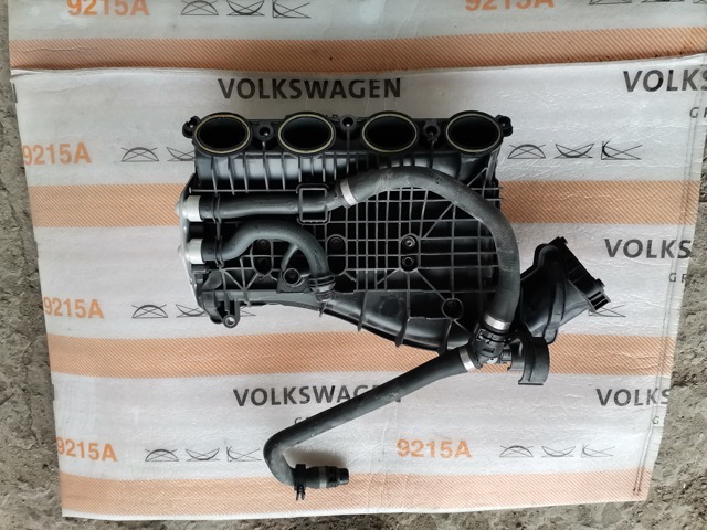 Коллектор впускной 8603914 BMW