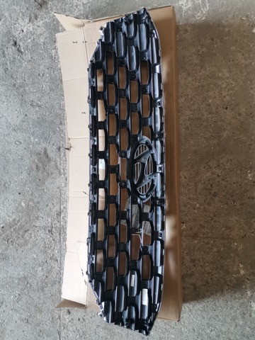 86350S1600 Решетка радиатора купить Украина
