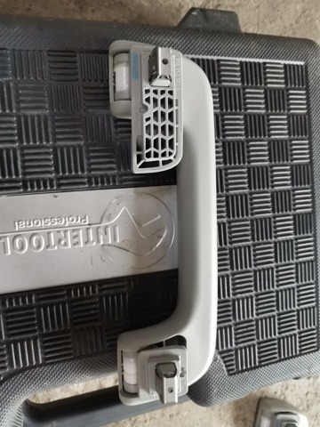 Ручка крыши салона 8R0857607J VAG