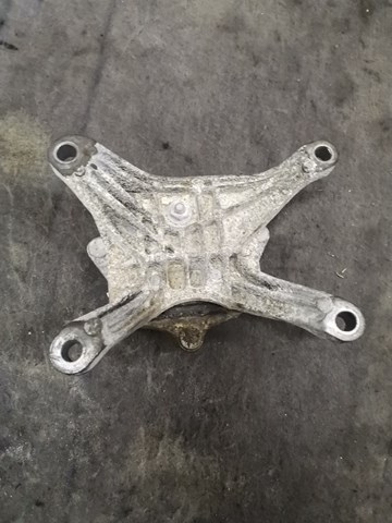 Подушка КПП 8W0399156 VAG