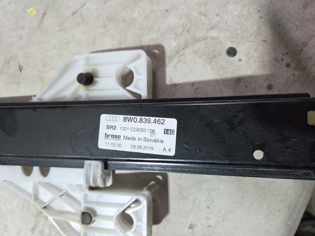 8W0839462 Механизм стеклоподъемника двери задней правой купить Павлоград