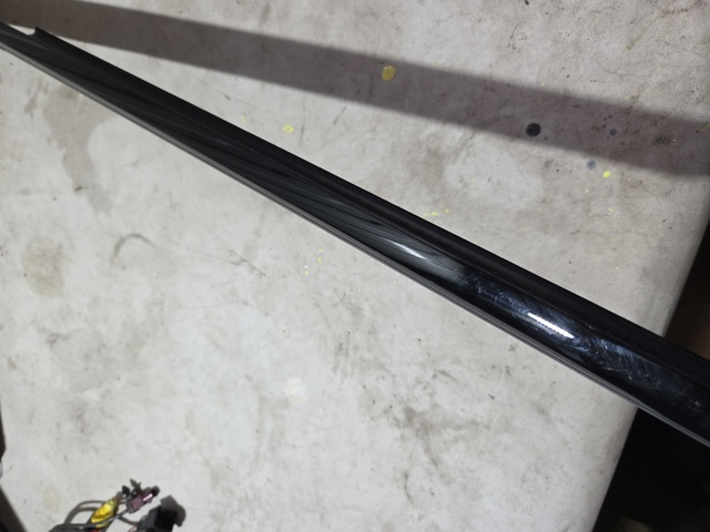 8W0853763DT94 VAG Уплотнитель стекла задней левой двери купить в Украина
