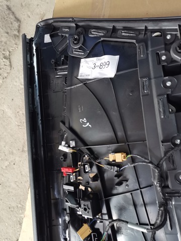 VAG 8W0867303BWFA в наличии Ровно