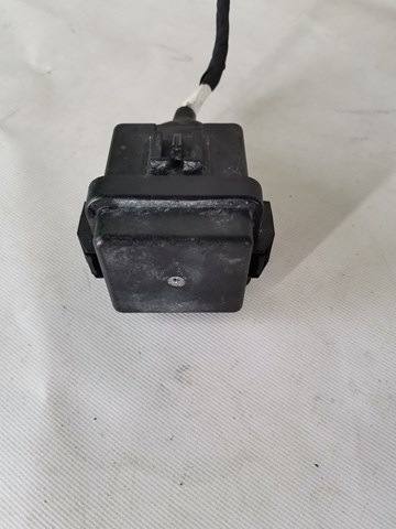 8W0937124A Блок предохранителей купить Ирпень