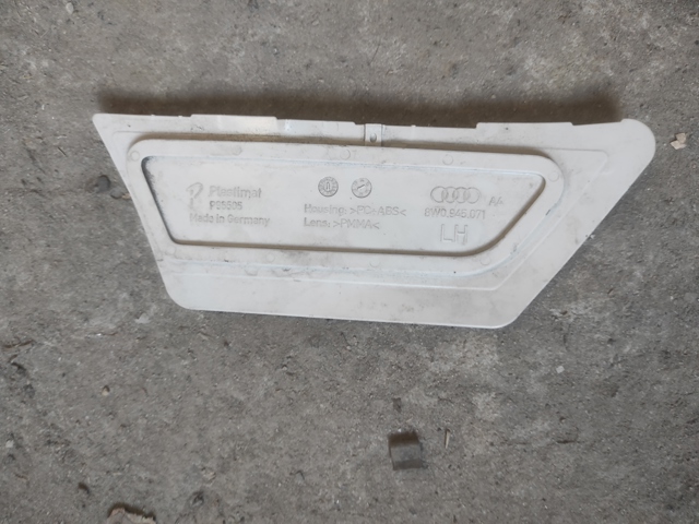VAG 8W0945071 в наличии Ровно