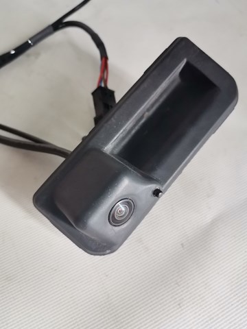 8W8827566E VAG Кнопка привода замка багажника купить в Чернигов