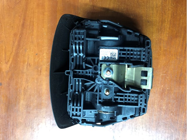 985706914R RENAULT Подушка безопасности водителя купить в Чернигов