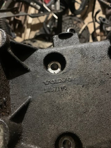 9497106 VOLVO Кронштейн генератора купить в Черкассы