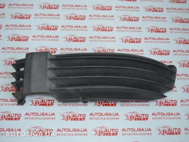 VAG 3B0853665 Заглушка (решетка) противотуманных фар бампера переднего левая в наличии Каменское