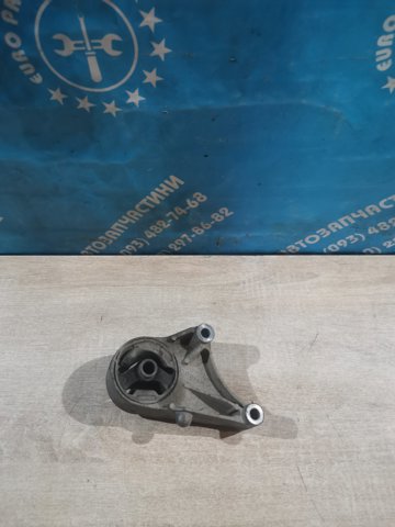 Подушка двигателя передняя 13125635 OPEL