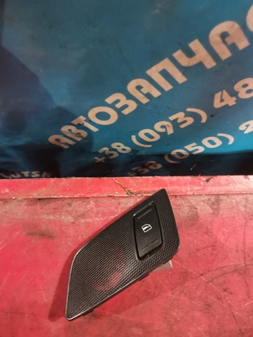 Кнопка подъемника заднего левого стекла 1Z0959855 VAG